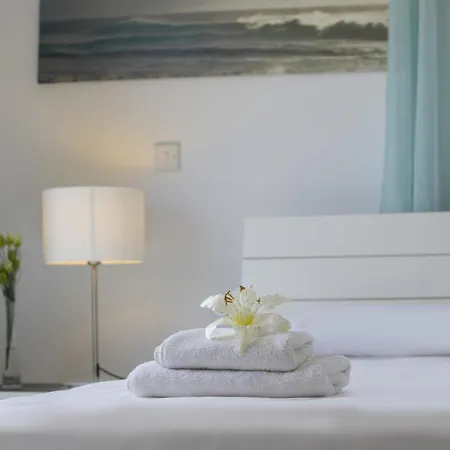 Imagine You And Your Family Renting This Luxury Minutes From The Beach, Protaras 1470 וילה פאראלימני